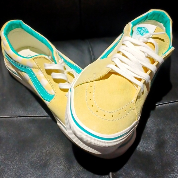 Vans size 10 sk8 low yellow/turquoise - Picture 1 of 3